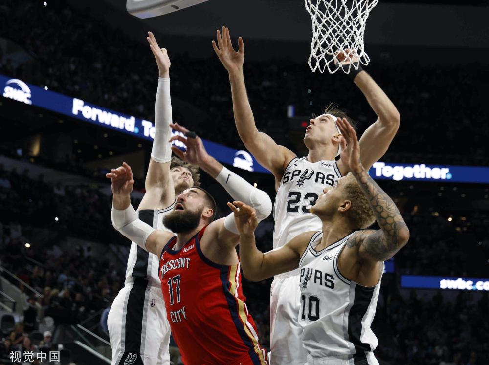 于比分的悬 于比分的悬